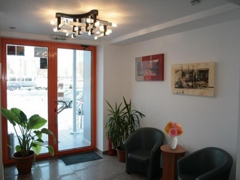 Plus Hotel Craiova Eksteriør billede